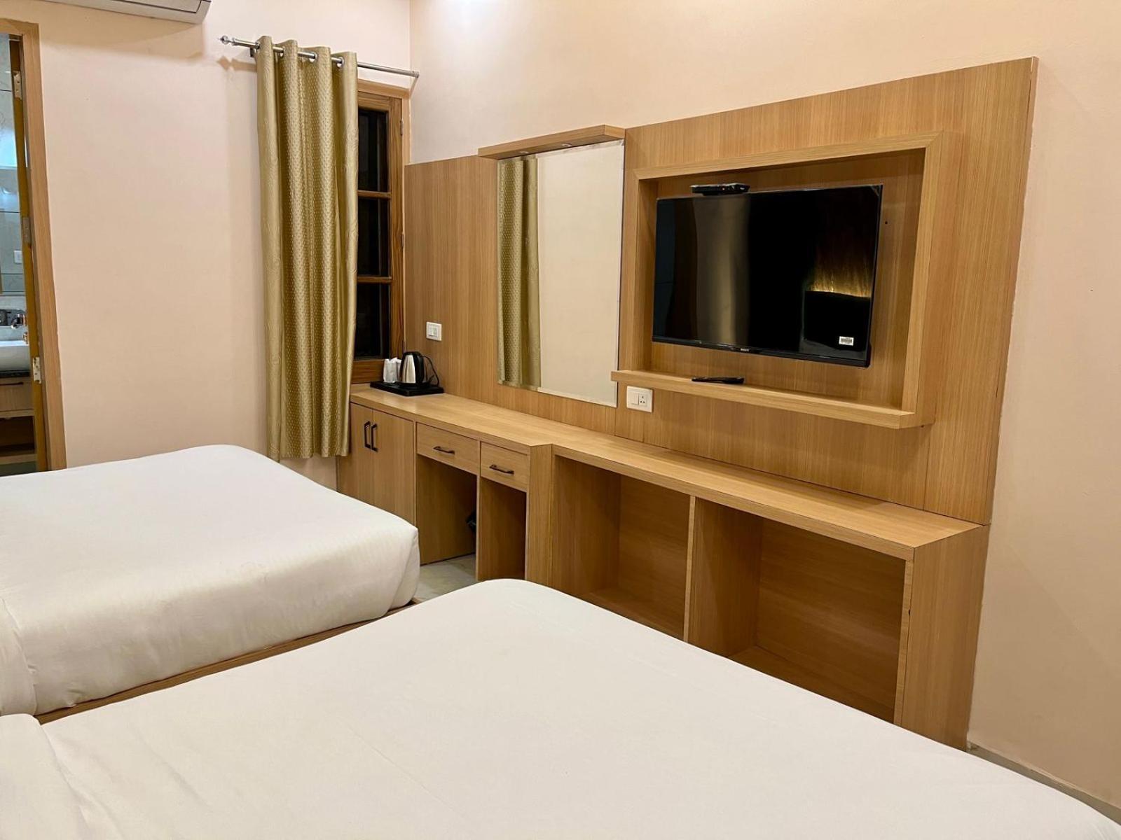 One Earth Pearl Hotel